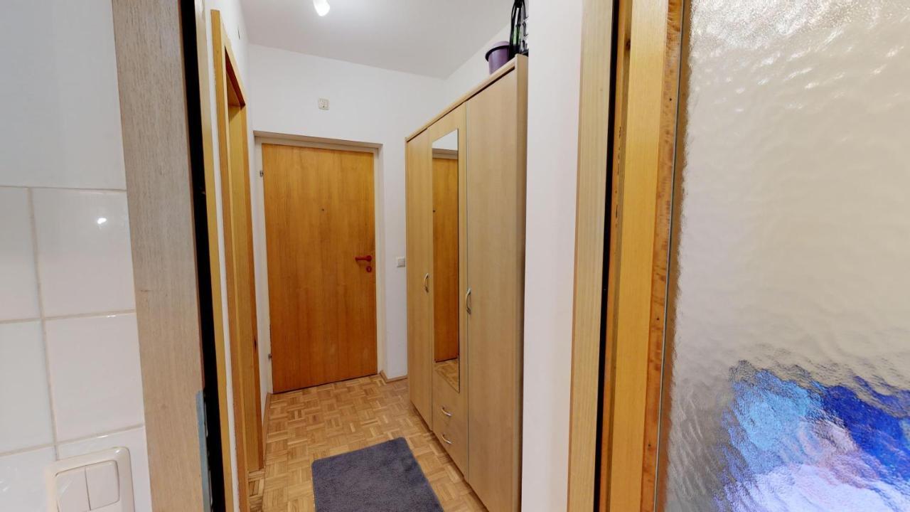 Апартаменти Vintage Garconiere Mit Balkon - 25 M2 Гмунден Екстер'єр фото